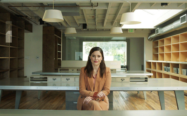 //mma.nyhomeapp.cn/media2/1319285/discovery_sophia_bush.jpg?p=medium600