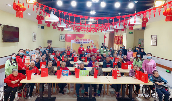 延續“愛的訪問”，養樂多媽媽關愛高齡老人健康
