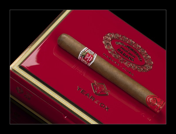 Habanos, S.A.、舊正月を祝う「Hoyo De Monterrey Primaveras」を世界初披露