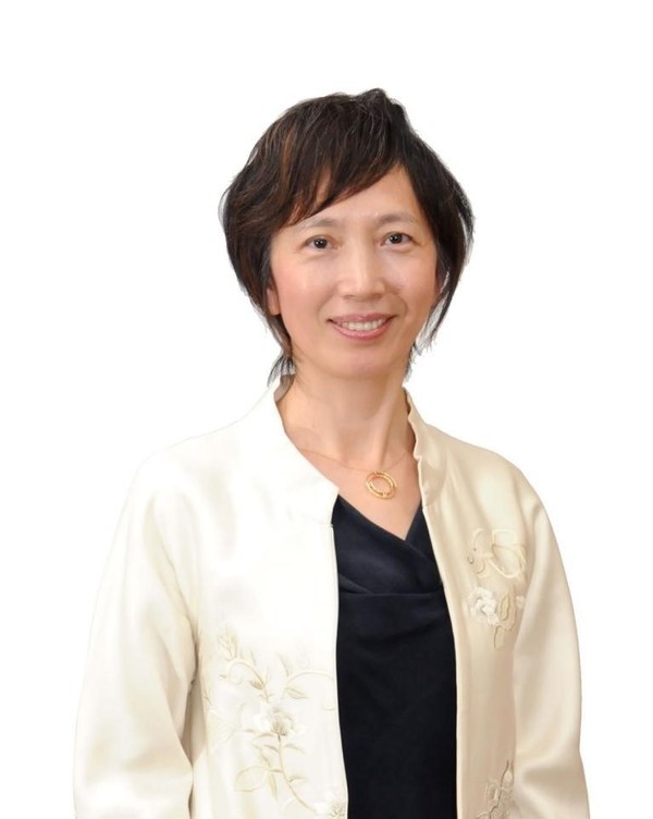 香港彼得?德魯克管理學院院長 Dr. Julia Wang
