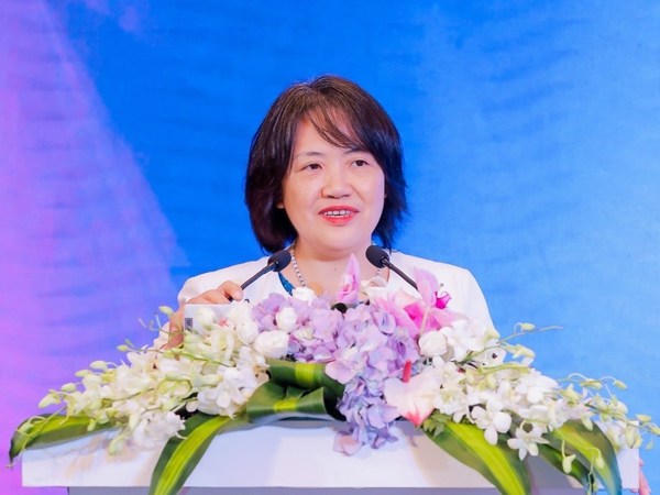 張瑾教授致辭