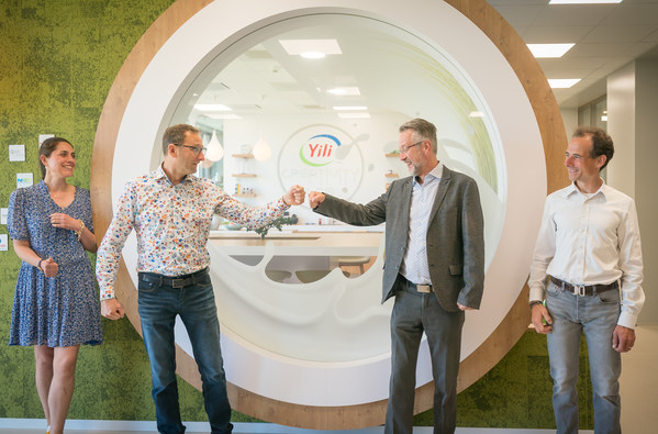 StartLife Representatives visiting Yili Innovation Center at Wageningen Campus.