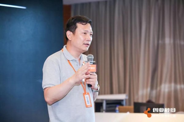 創業酵母俞朝翎：最笨的管理，就是什么事都自己做