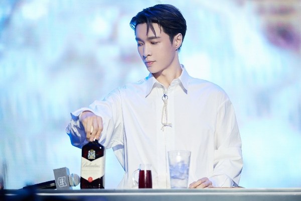 百齡壇Ballantine's 的茶酒創意特調DIY互動