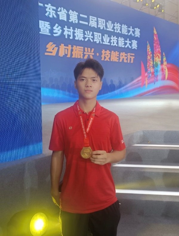 李錦記培育未來之星，粵菜學子勇奪大賽金獎
