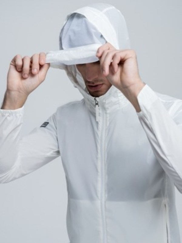 HELLY HANSEN 推出S+A系列，打造夏日防護功能性單品