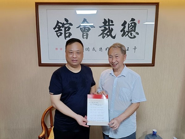 著名詞作家蔣開儒高度評價《我們一起向未來》屬時代之作品