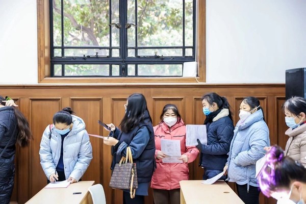 和睦家醫療救助基金會走進上海，為2000位