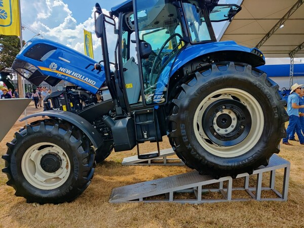 CEAT與凱斯紐荷蘭工業集團建立農用子午胎配件合作