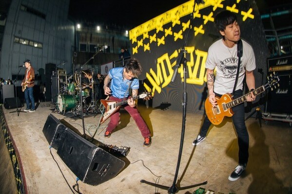 UNDERDOG 敗犬樂隊現場音樂演出