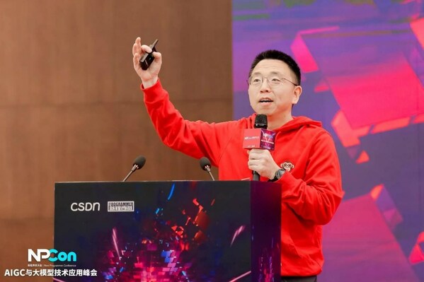 CSDN 創始人&董事長、極客幫創投創始合伙人 蔣濤