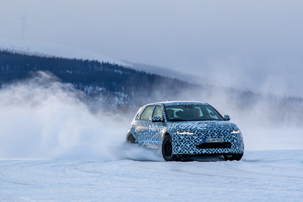 -30° Celsius North! Hyundai's IONIQ 5 N High-performance EV Prototype Conquers Extreme Arctic Environment