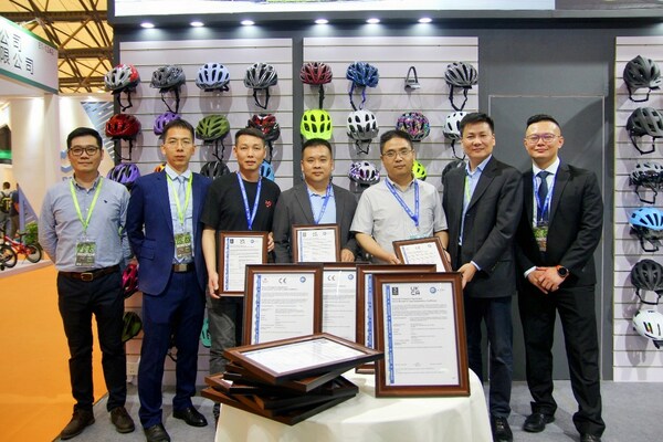 助力自行車頭盔全球市場準入，TUV南德授予多家企業CE及UKCA證書