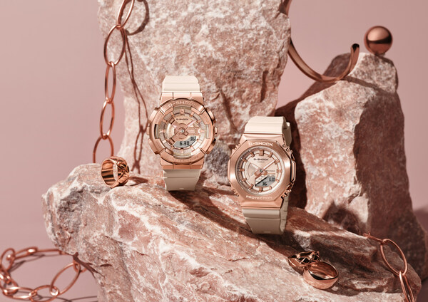 Casio chu?n b? phát hành ??ng h? G-SHOCK nh? g?n v?i màu vàng h?ng l?p lánh tuy?t ??p
