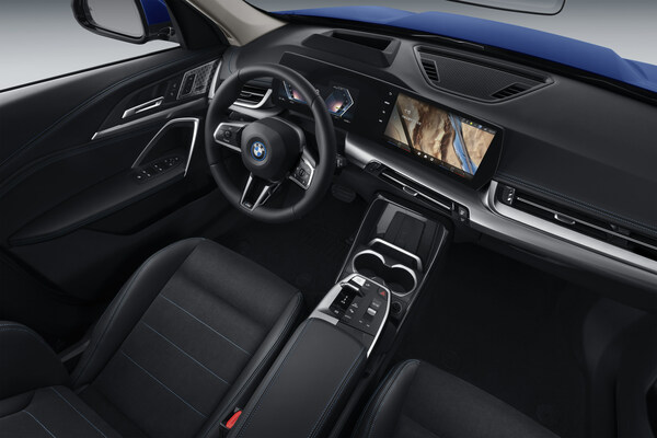 創新純電動BMW iX1內飾