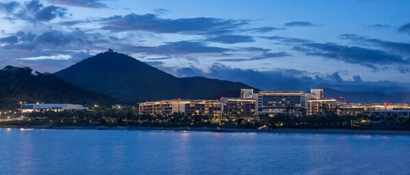 三亞天麗灣凱悅酒店-外觀夜景圖