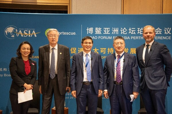 LONGi's Chairman Baoshen Zhong's significant visit to Australia amplifies commitment to clean energy and sustainable development