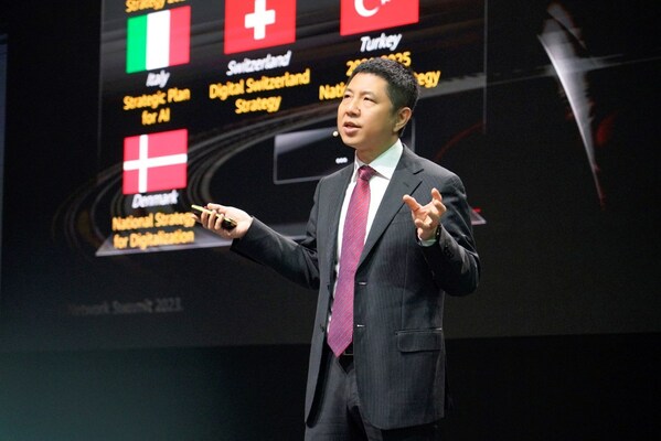 H?i ngh? th??ng ??nh m?ng Huawei 2023 (Chau ?u): C?i ti?n kh?ng ng?ng, thúc ??y chuy?n ??i th?ng minh trong các ngành c?ng nghi?p ? Chau ?u