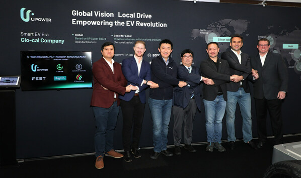 悠跑科技實現滑板底盤海外交付 CES 2024現場簽約全球四大區域伙伴