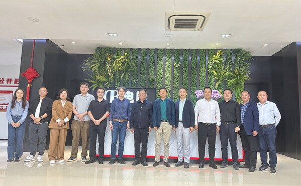昆明市發展改革委施云懷一行考察奧動新能源