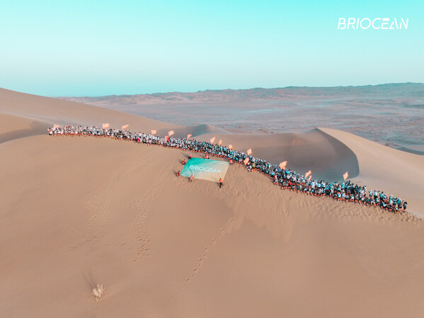 Chuy?n ?i b? ???ng dài Briocean Gobi Desert Challenge & Bu?i d? ti?c th??ng niên Annual Gala Dinner 2024