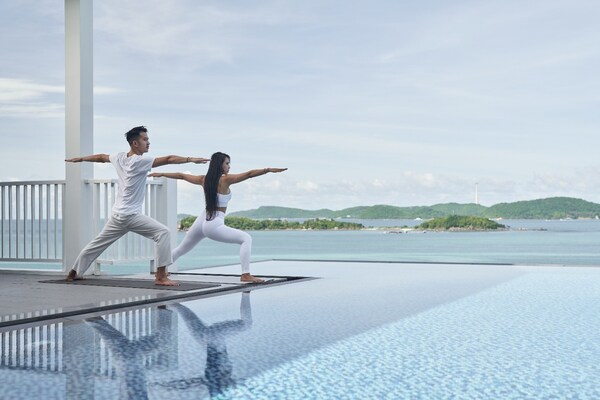 //mma.nyhomeapp.cn/media2/2549302/The_resort_offers_diverse_daily_wellness_activities.jpg?p=medium600