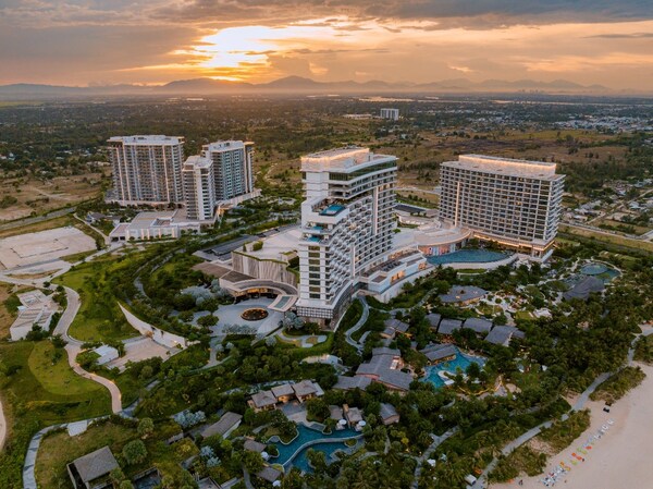 Hoiana Resort & Golf – Khu Ngh? D??ng Ph?c H?p T?t Nh?t Th? Gi?i 2024