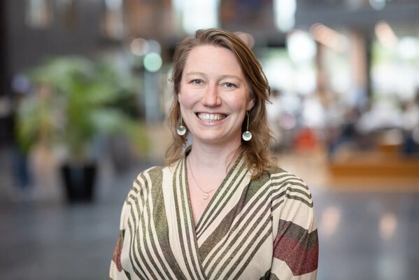 荷蘭阿姆斯特丹自由大學（Vrije Universiteit Amsterdam）會計學副教授 Brigitte de Graaff 博士（CMA、CSCA）