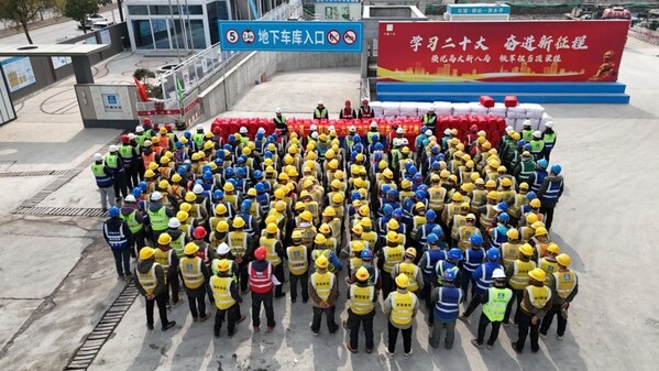 大家財險上海分公司走進中建八局金賽藥業項目部開展春季風險減災宣傳活動