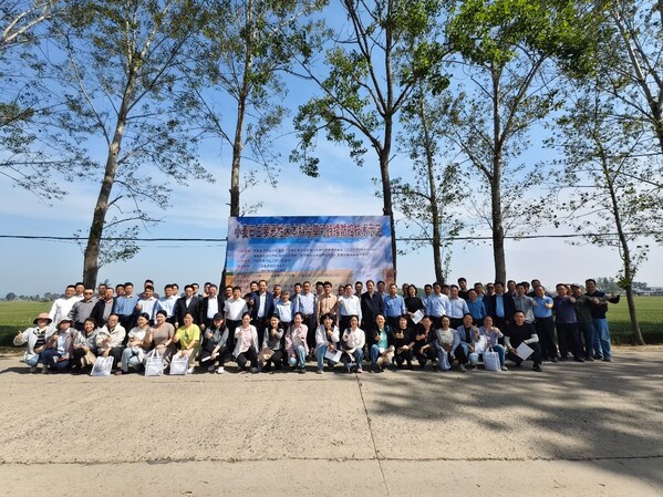 &#22269;&#23478;&#37325;&#28857;&#30740;&#21457;&#35745;&#21010;&#39033;&#30446;&#8220;&#24694;&#24615;&#26434;&#33609;&#28798;&#21464;&#26426;&#21046;&#19982;&#21487;&#25345;&#32493;&#38450;&#25511;&#25216;&#26415;&#30740;&#31350;&#8221;&#30000;&#38388;&#35797;&#39564;&#35266;&#25705;&#21512;&#24433;