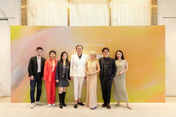 &#23612;&#20381;&#26684;&#32599;&#33402;&#26415;&#19982;&#28436;&#35828; &#22025;&#23486;&#21512;&#24433;