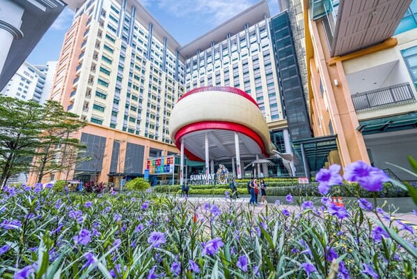 Sunway University has officially become the world&#39;s most improved institution according to the latest QS World University Rankings 2026 by climbing from #539 to #410 globally. (PRNewsfoto/Sunway University)