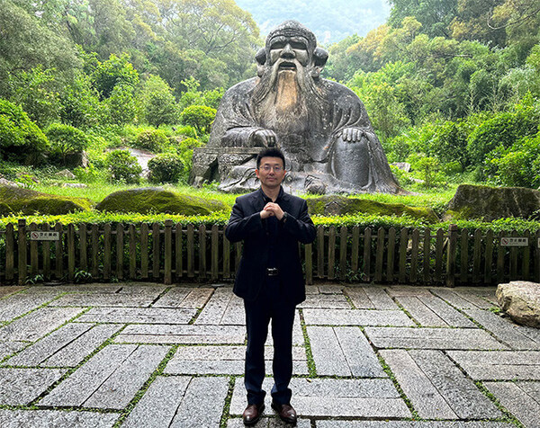 商圣范蠡文化薪火相傳，商圣范蠡研究院院長范貴賓的泉州文化探訪之旅圓滿結束