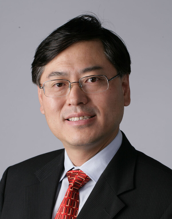 聯想集團董事長兼CEO楊元慶發表主題演講