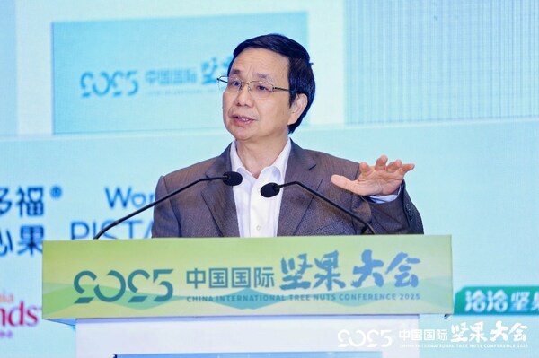 加州巴旦木協會食品研究和技術總監 黃光偉先生